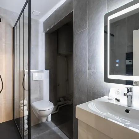 Cmg Massena Apartment